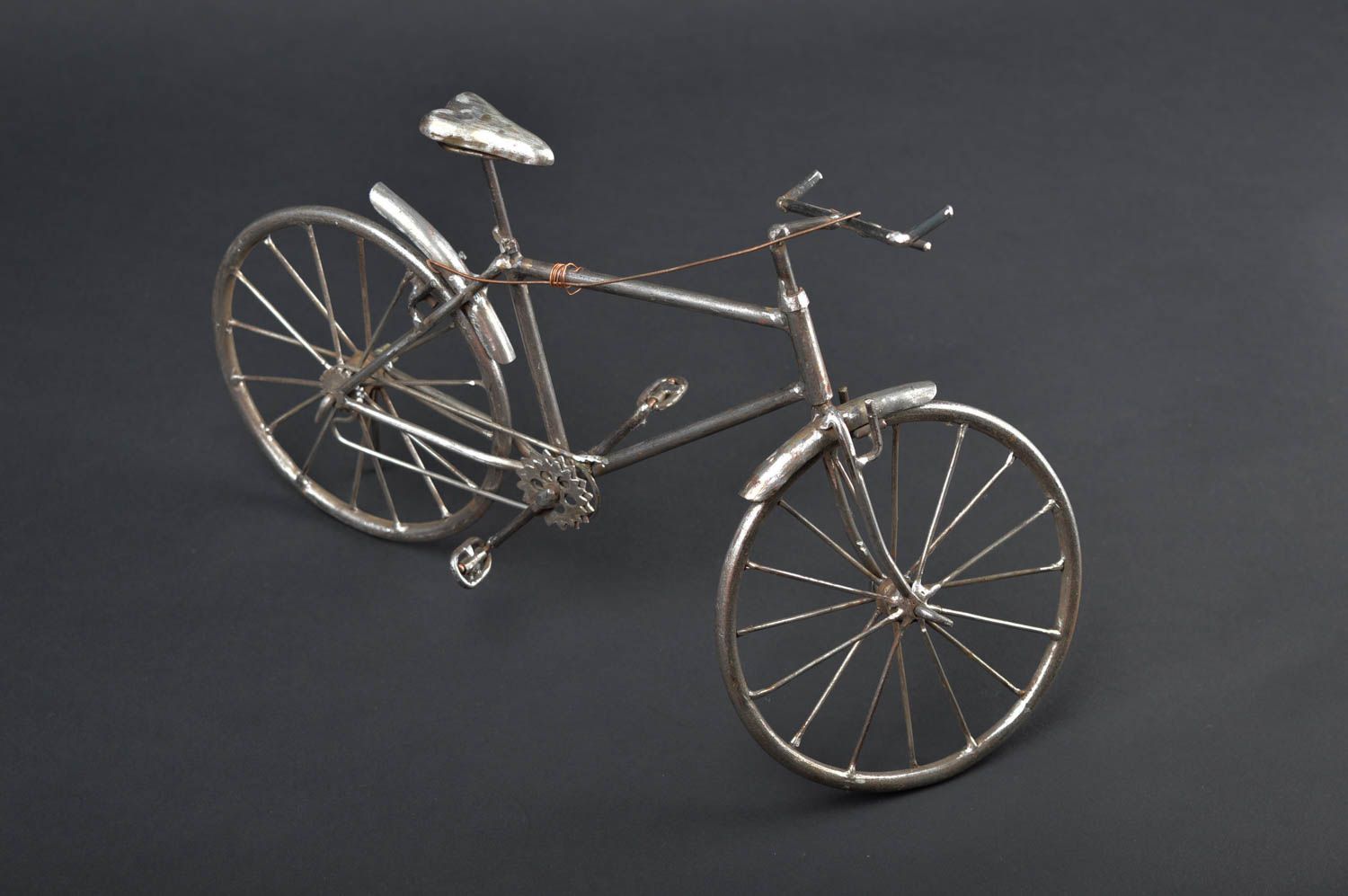 Декор для дома хэнд мэйд фигурка из металла необычный подарок Ретро велосипед фото 1
