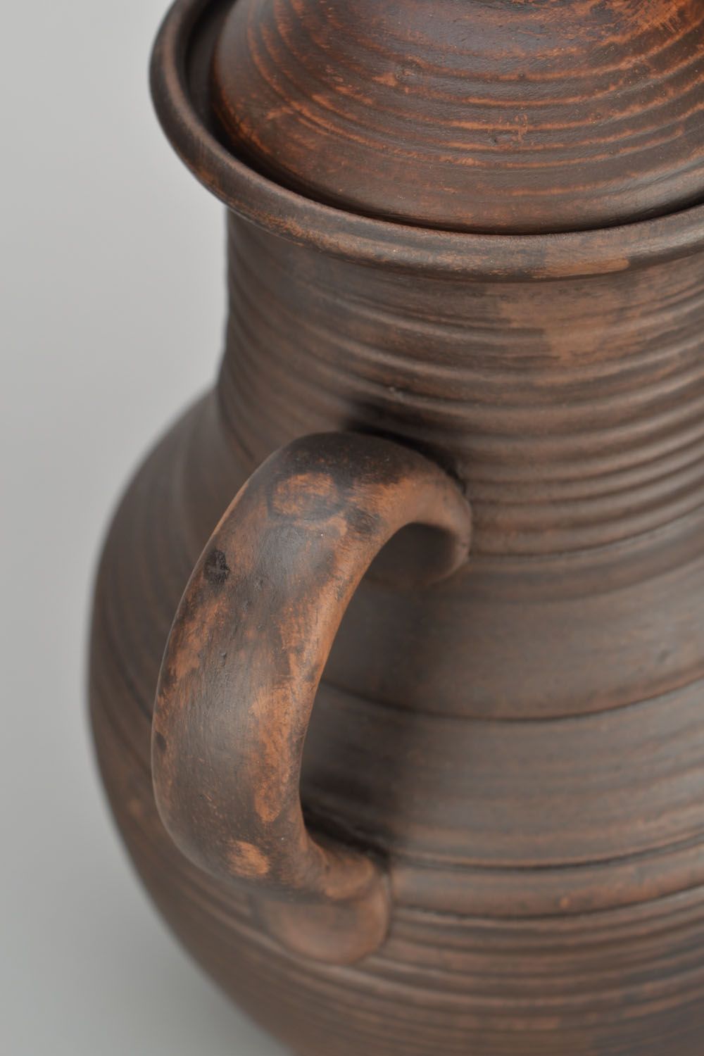45 oz ceramic milk jug with handle and lid in dark brown color 1,87 lb photo 5