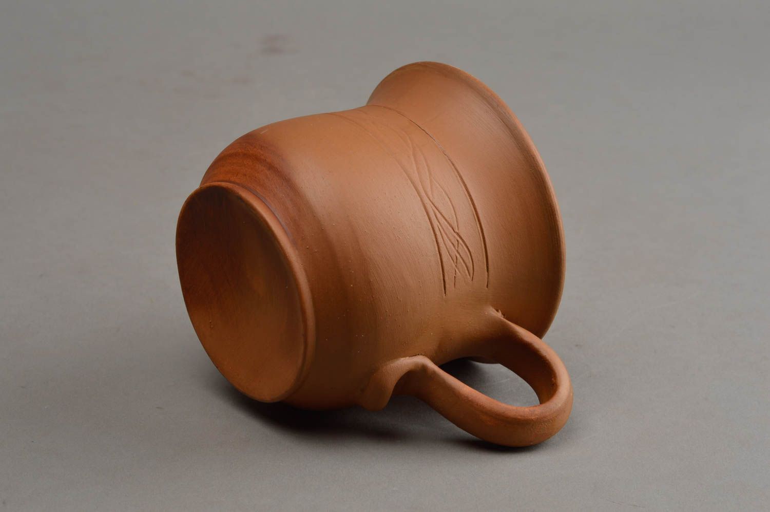 Tasse à thé céramique marron faite main originale de design style ethnique photo 4