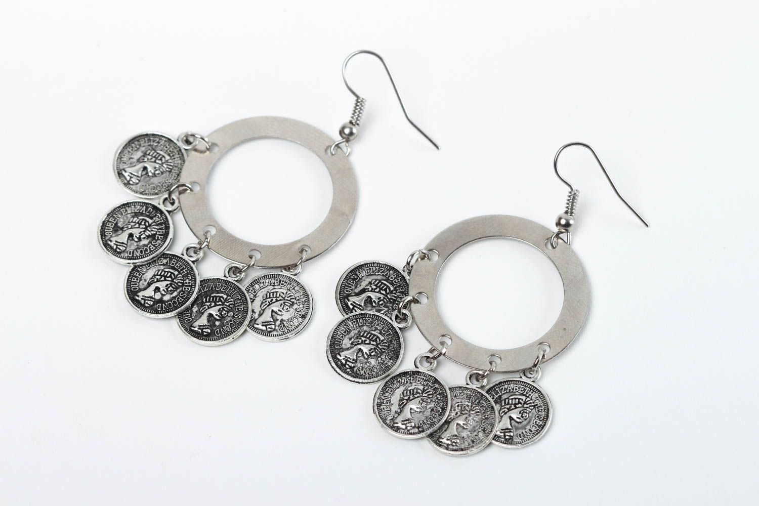 Handmade runde Ohrringe Metall Schmuck ausgefallener Ohrschmuck mit Münzen lang foto 2