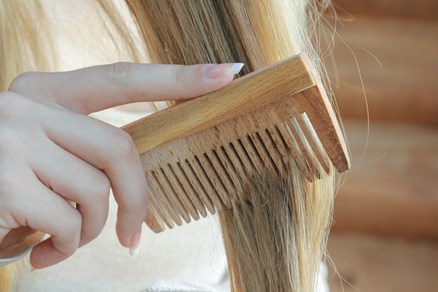 Wooden hair comb photo 5