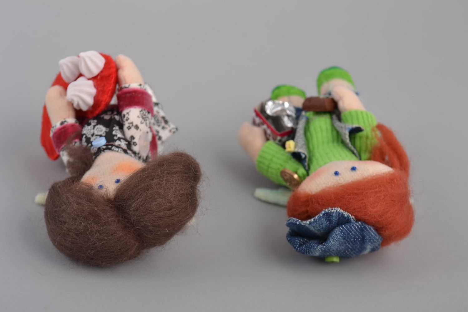 Conjunto de muñecas de peluche de fieltro para interior juguetes artesanales  foto 3