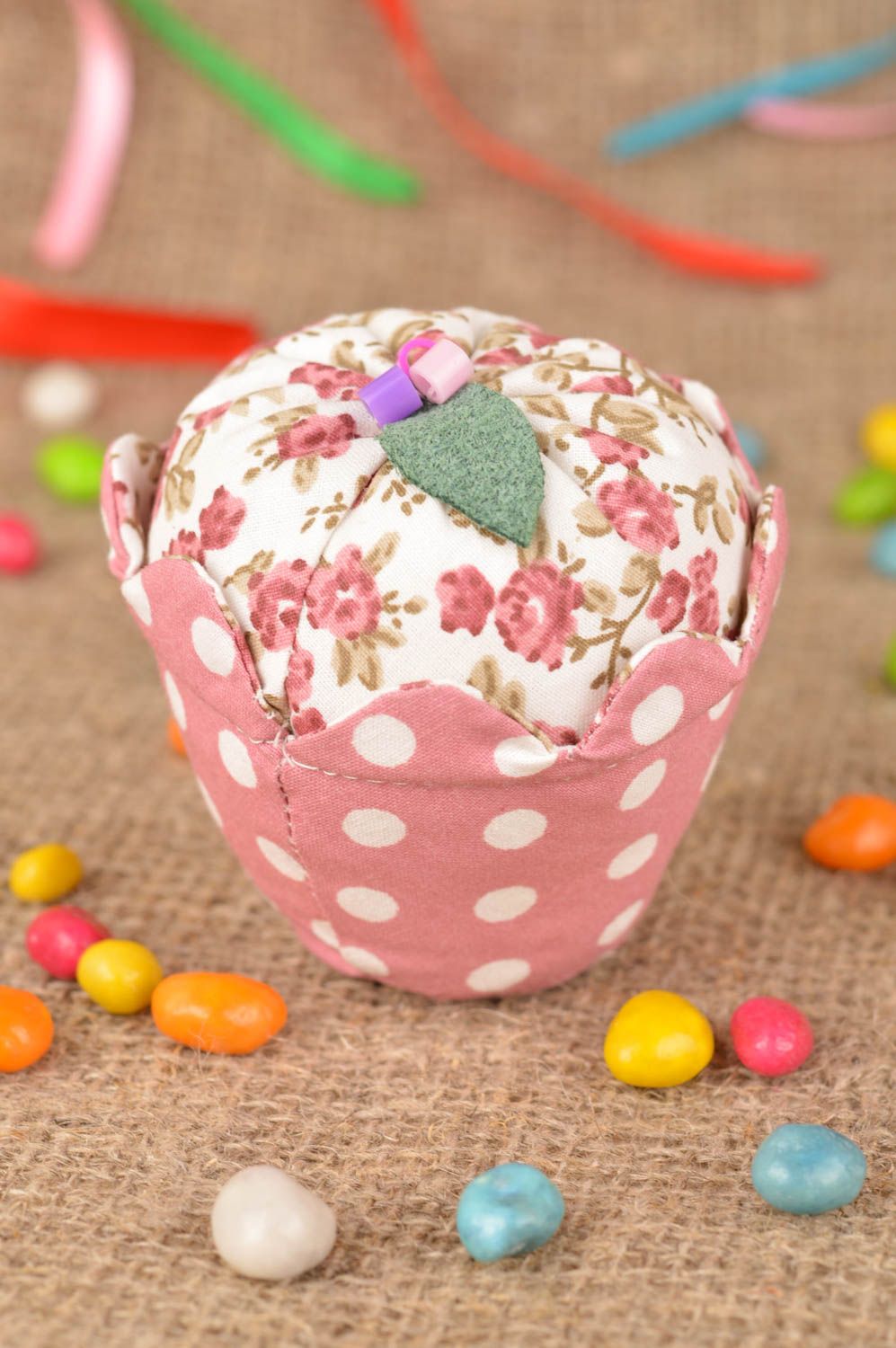 Gâteau en tissu fait main décoratif original accessoire jouet pour enfant photo 1