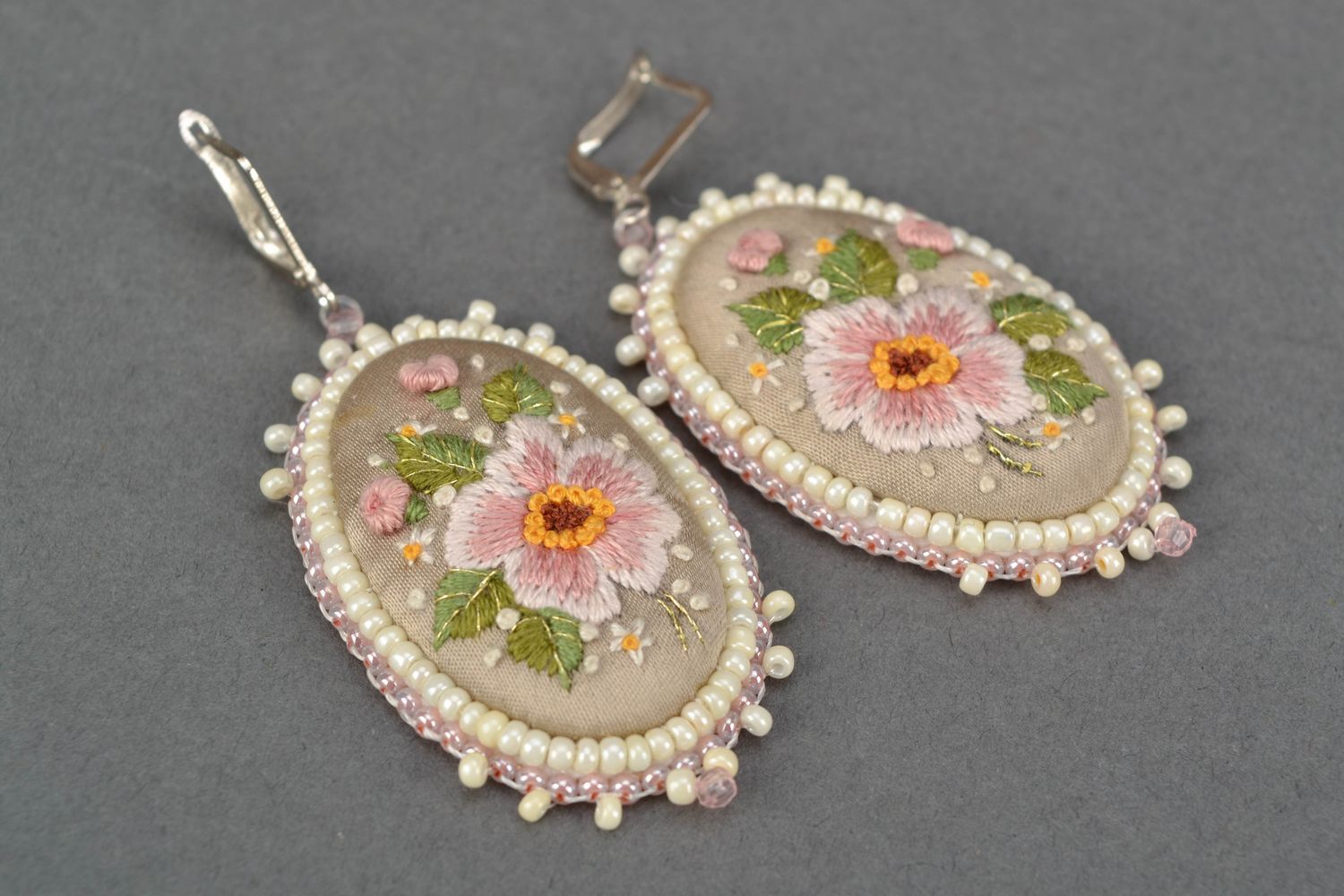 Handmade embroidered earrings Rosehip photo 4