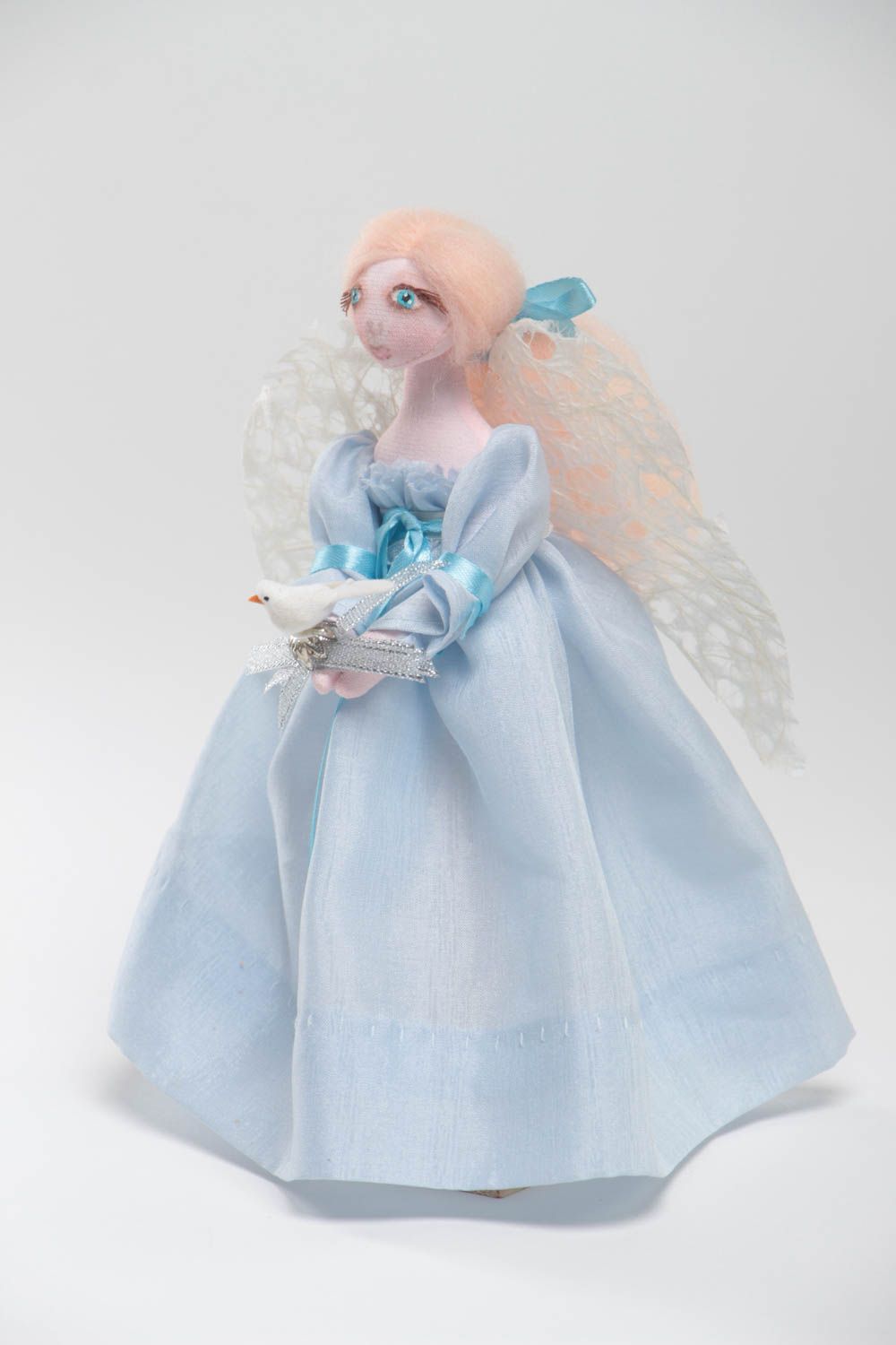 Авторская тканевая кукла ангел ручной работы красивая для декора интерьера фото 2