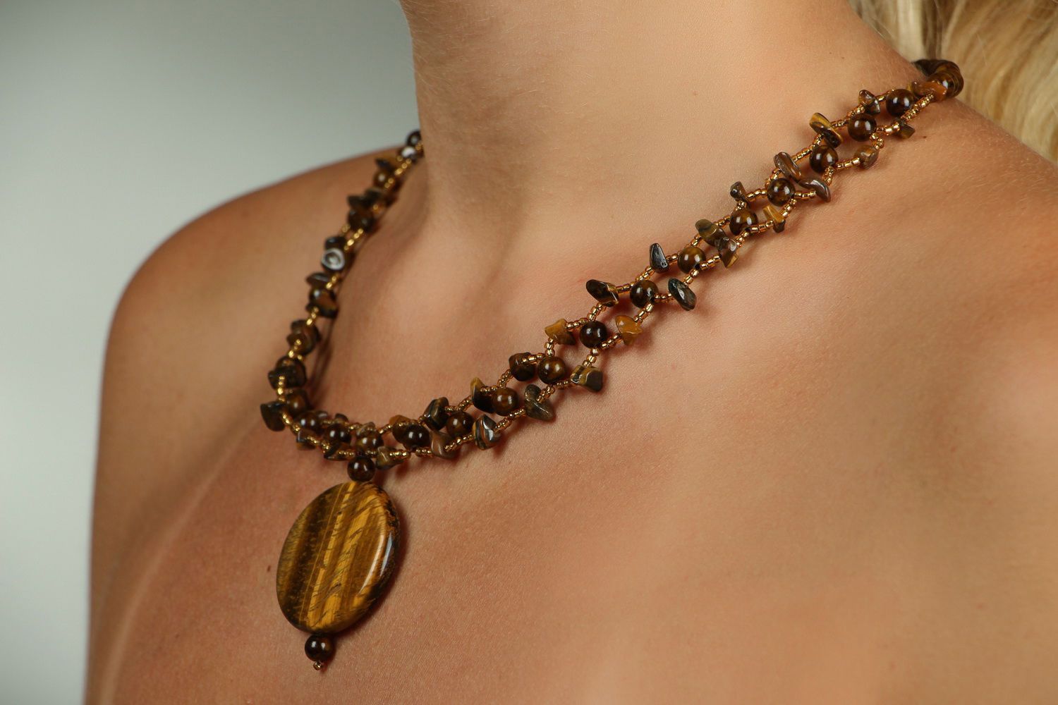 Necklace made of beads and tiger's eye stone photo 5