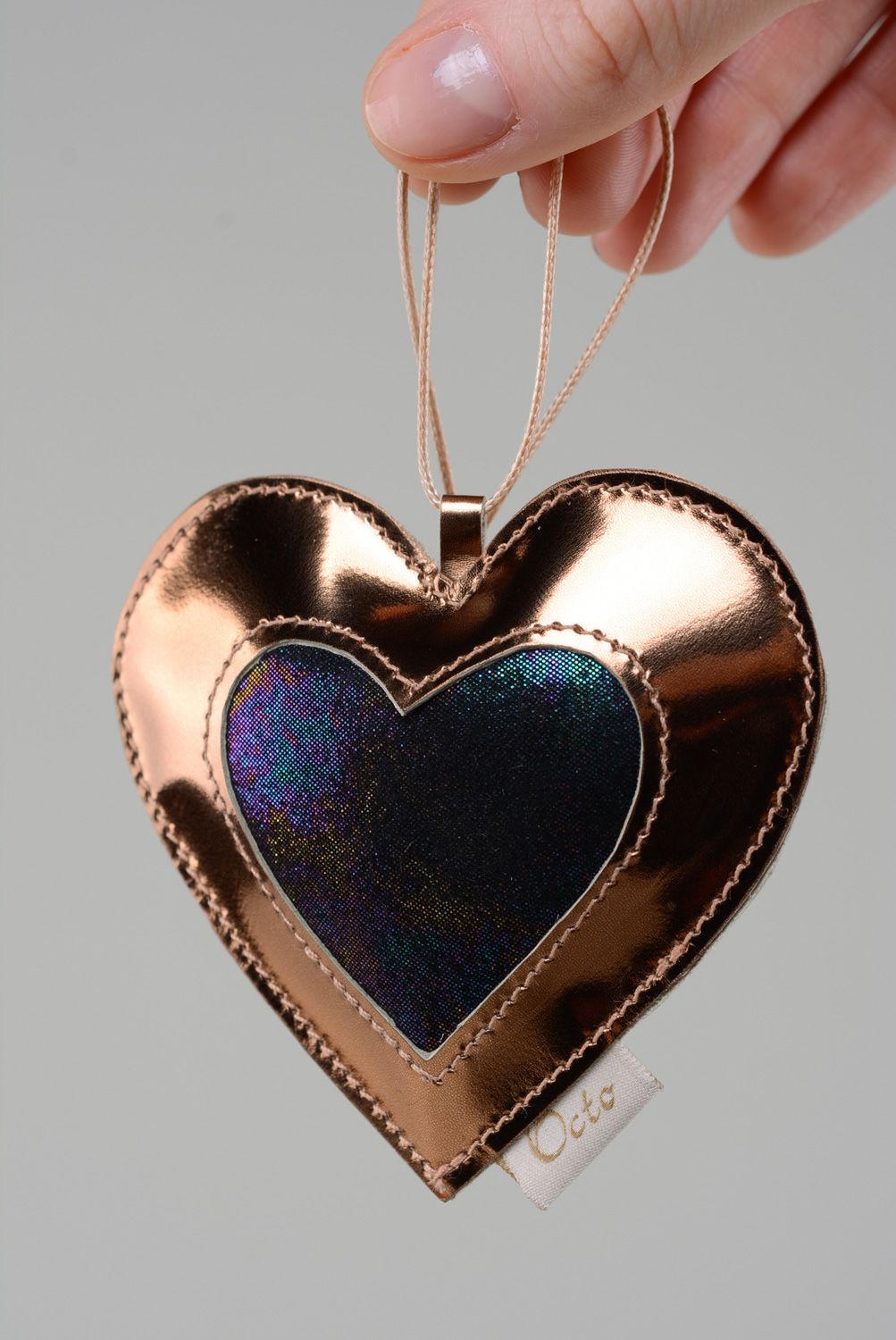 Small homemade stylish genuine leather heart-shaped keychain charm for handbags photo 2