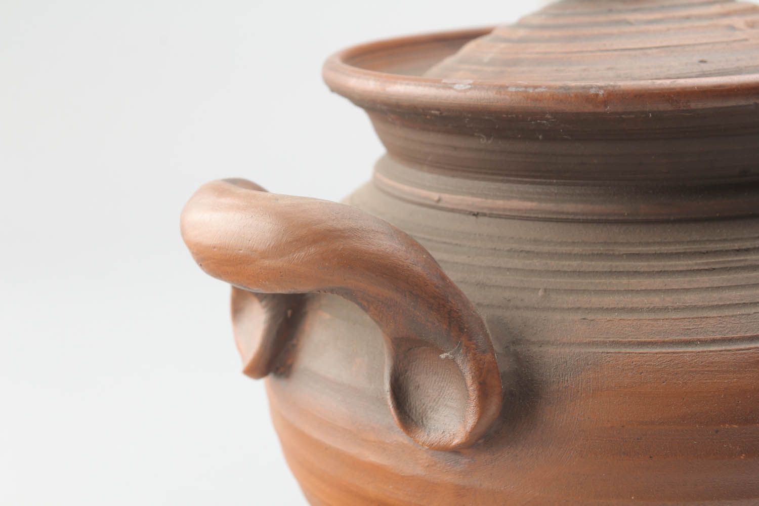 Clay pot photo 2