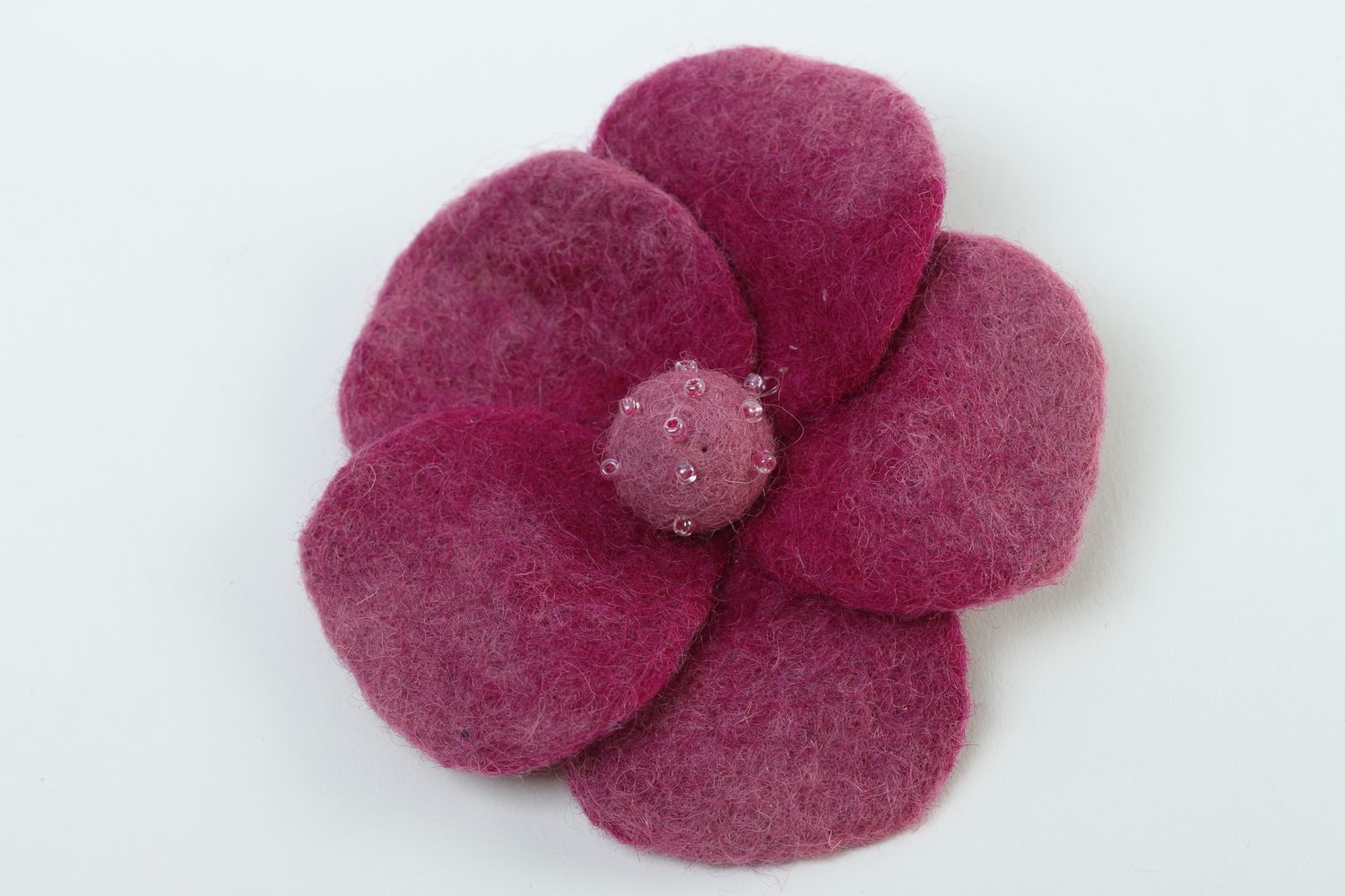 Брошь ручной работы брошь из шерсти валяная брошь-цветок фиолетового цвета фото 2