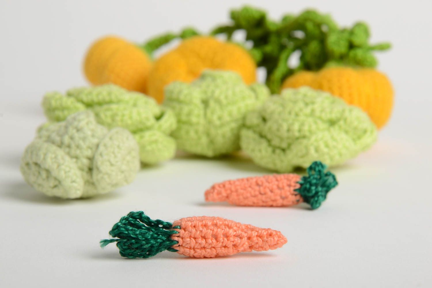 Jouets tricotés Peluches faites main en coton au crochet Cadeau enfant Légumes photo 3