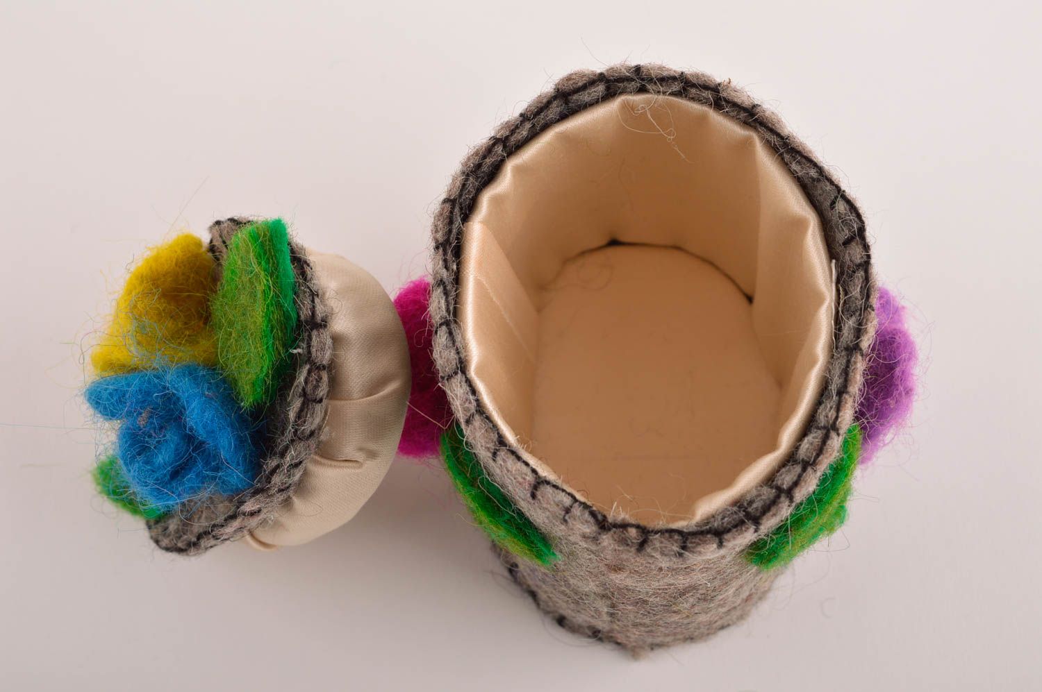 Joyero hecho a mano de lana natural elemento decorativo accesorio para mujer foto 4