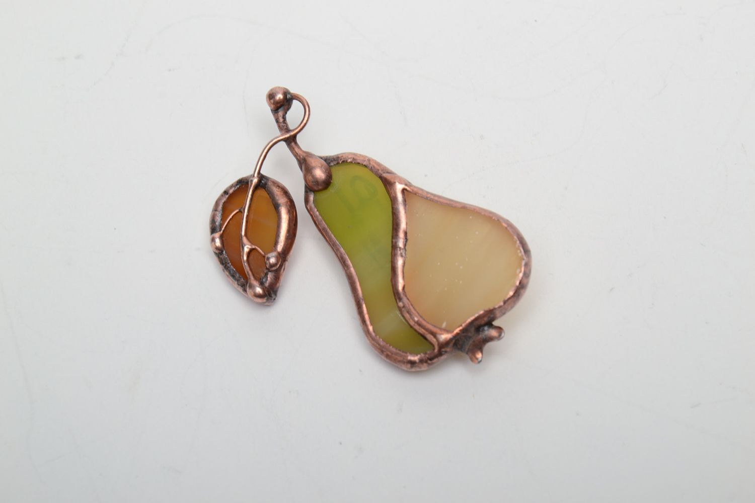 Stained glass brooch Pear photo 2