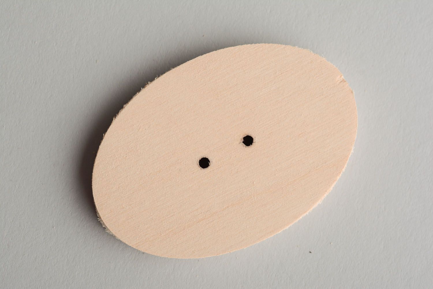 Base de madera grande con forma de botón foto 2