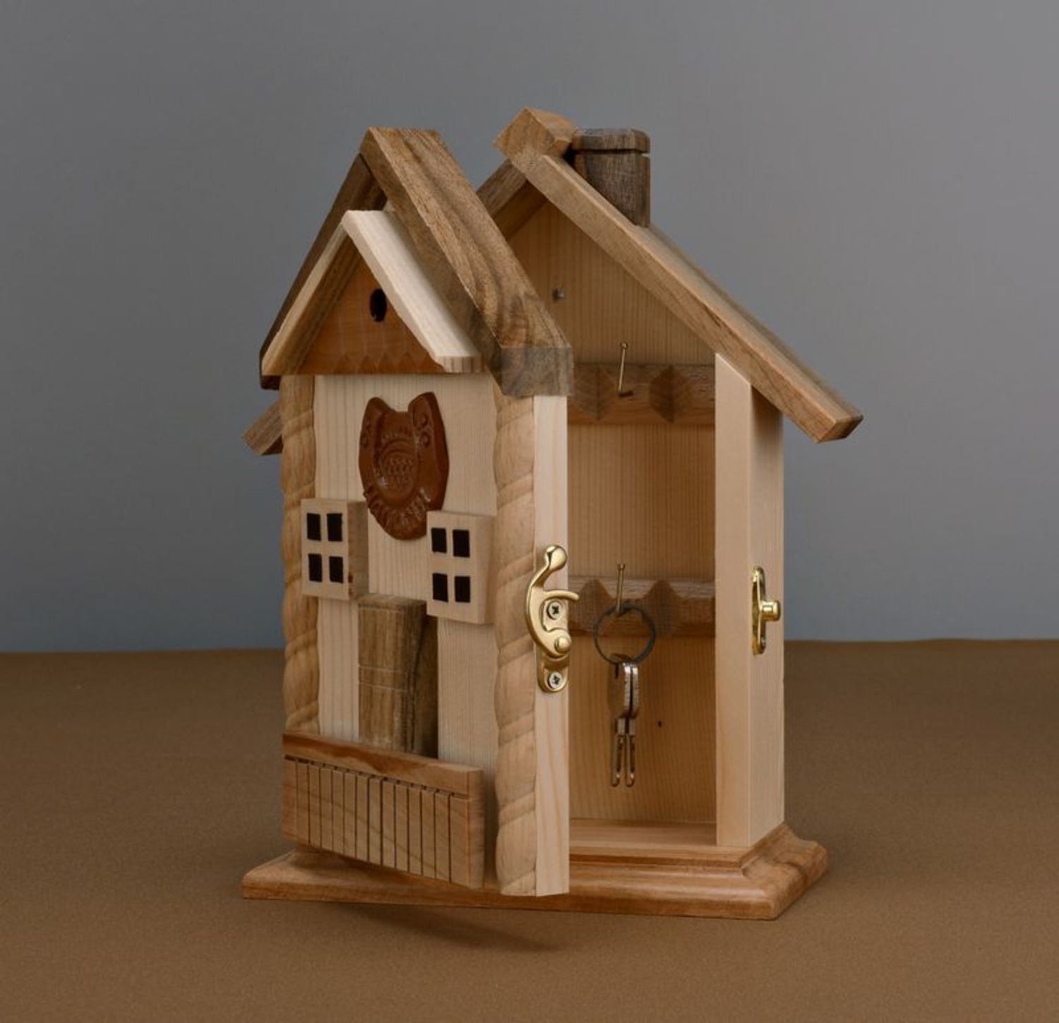 Resultado de imagen para casitas de madera porta llaves