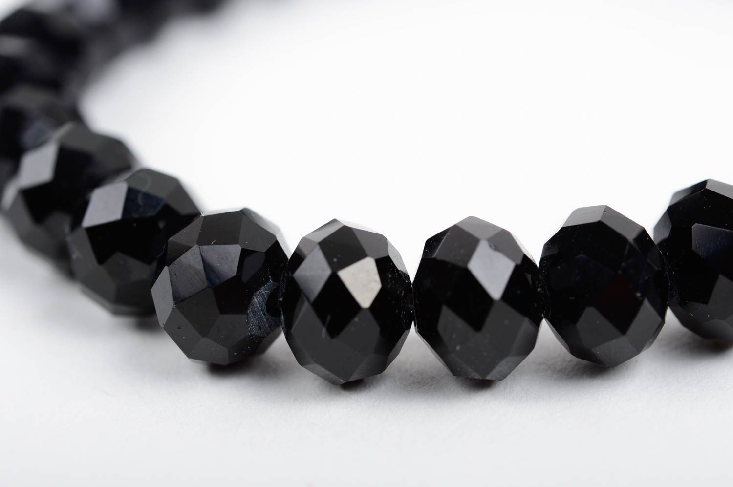 Черный браслет из чешских кристаллов ручной работы оригинальный красивый Слоник фото 5