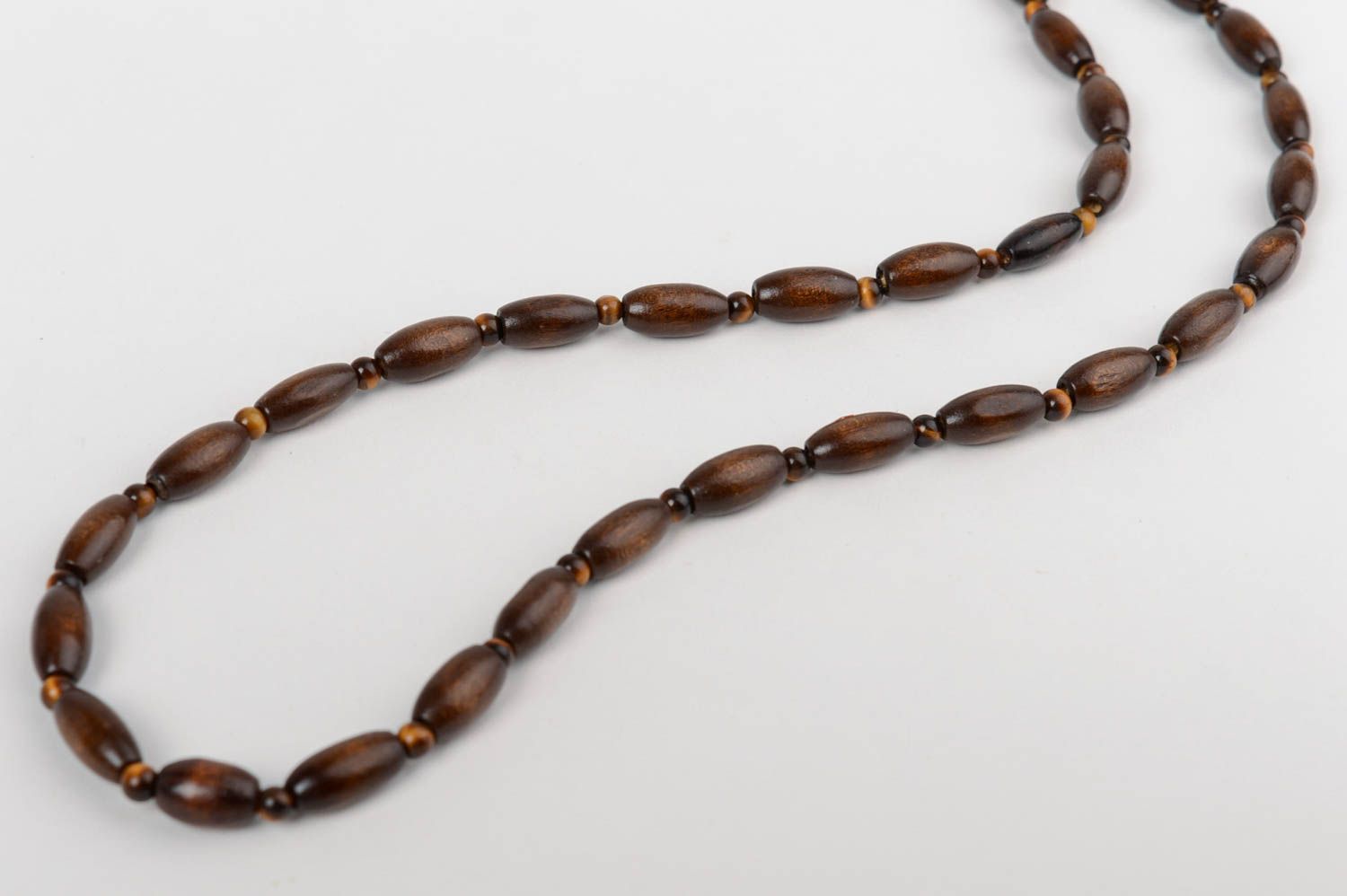 Handmade women's brown wooden beaded necklace with natural tiger eye stone photo 4