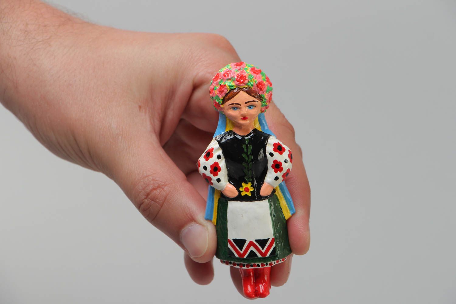 Магнит на холодильник в виде куклы в этническом стиле расписной ручной работы фото 5