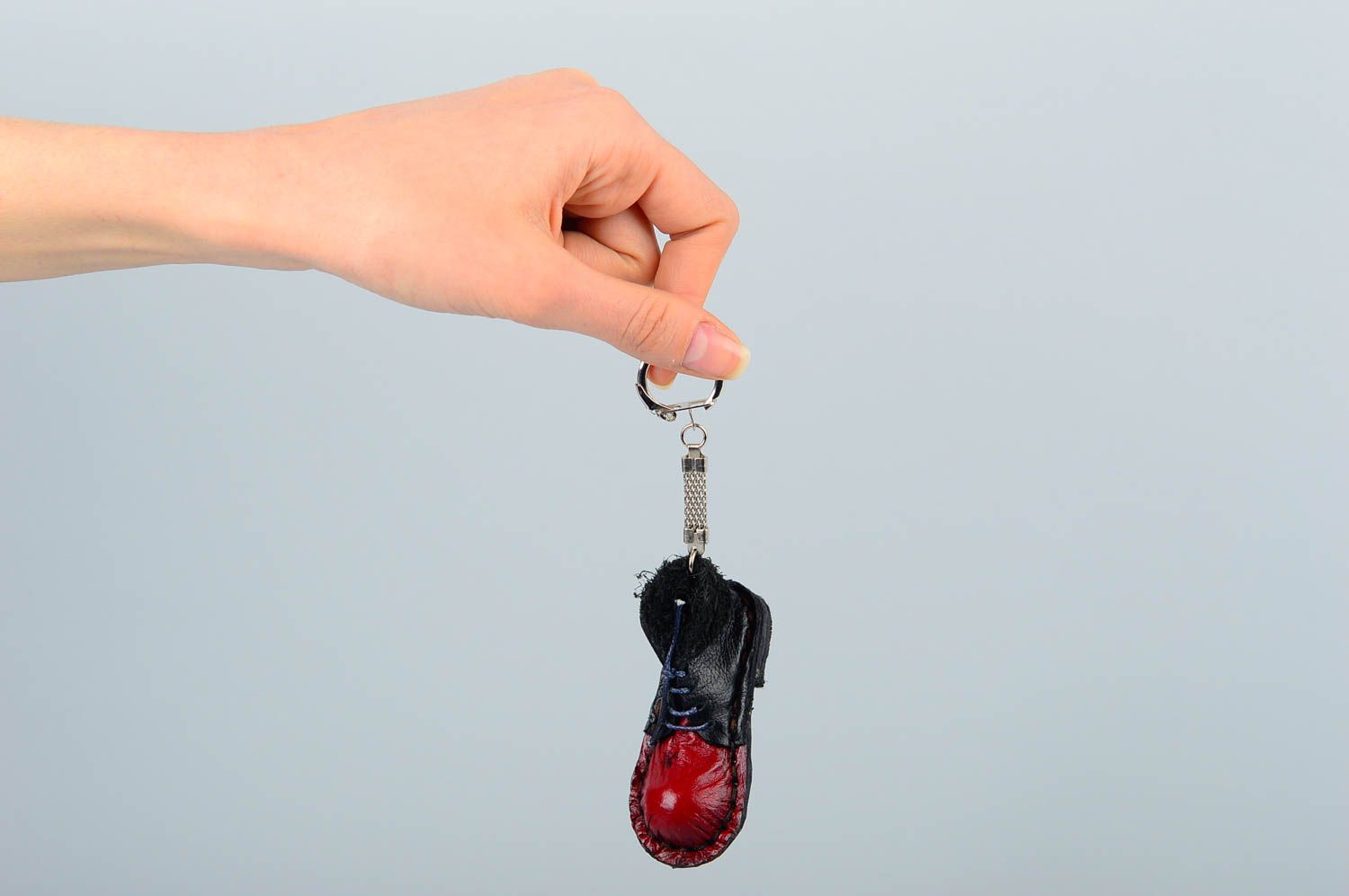 Handmade Schlüsselanhänger Leder Geschenkidee für Männer Designer Accessoire  foto 2