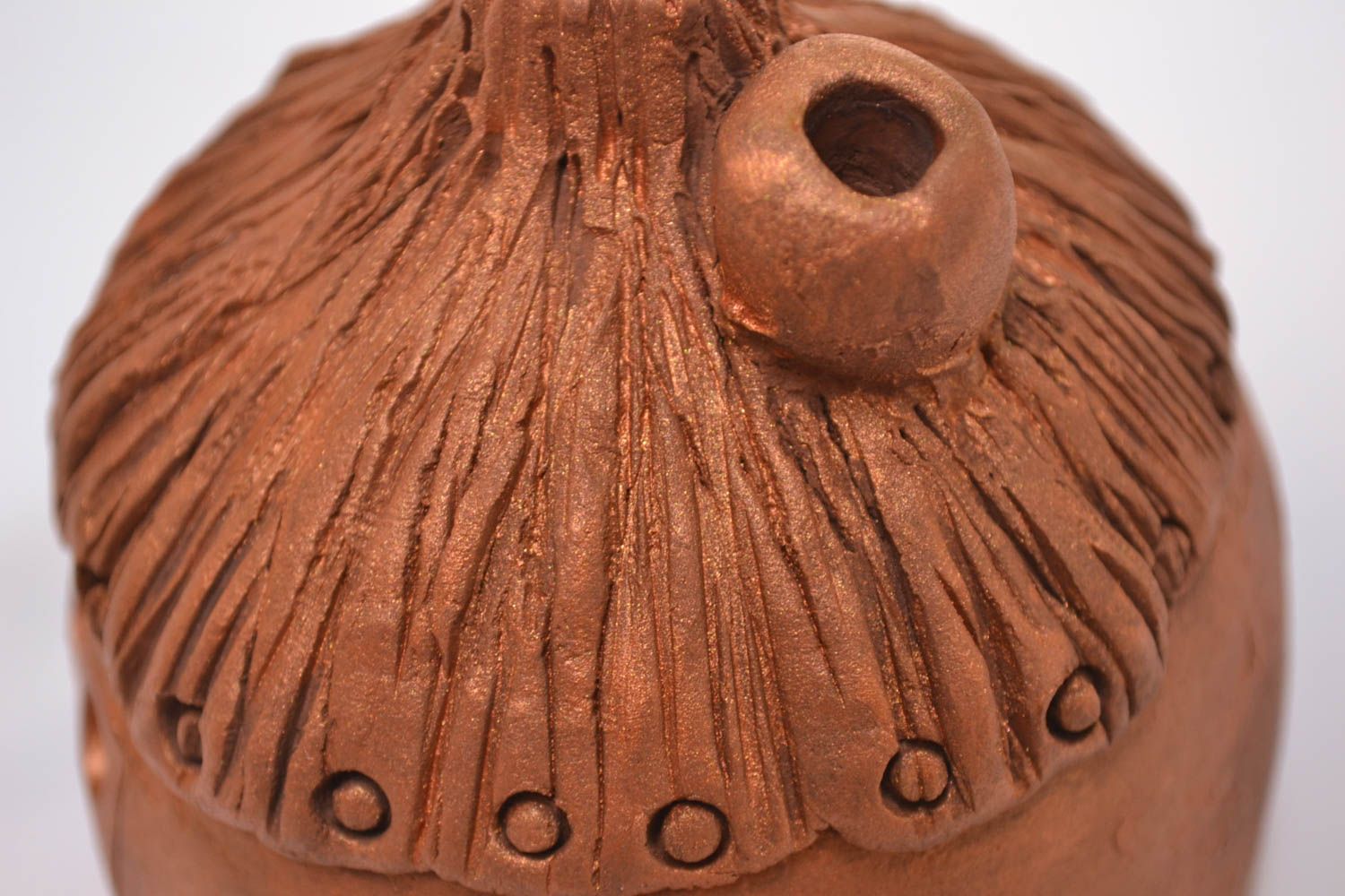 Колокольчик из глины ручной работы колокольчик сувенирный домик глиняный сувенир фото 3