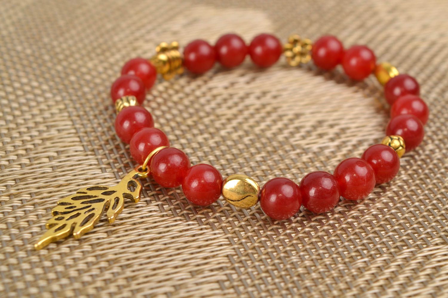 Bracelet with metal and red marble photo 1