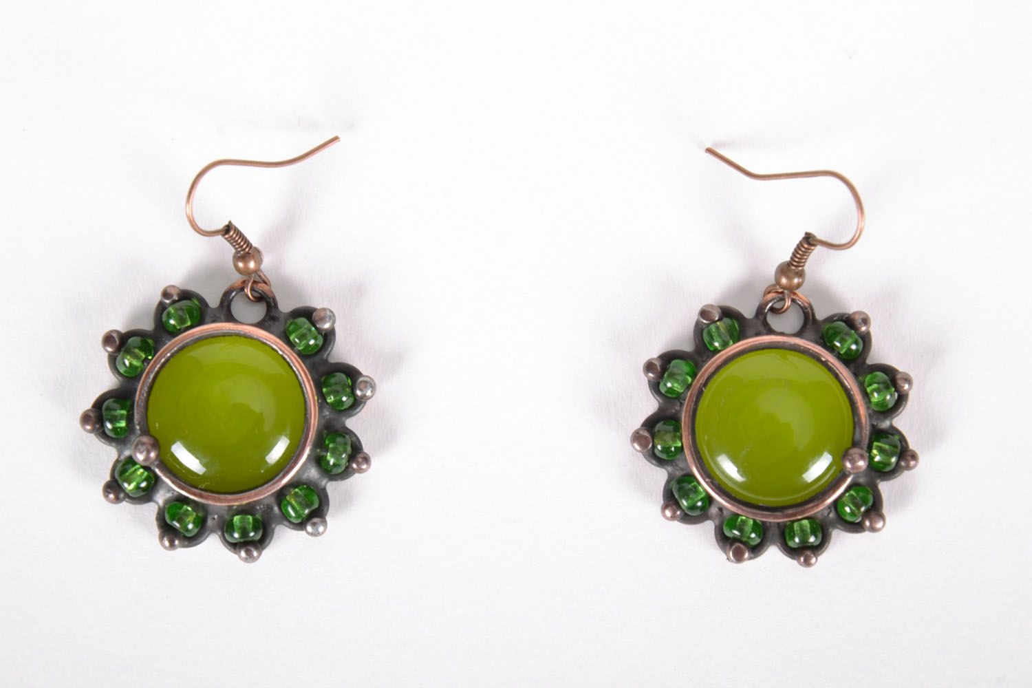 Green glass and metal earrings photo 4