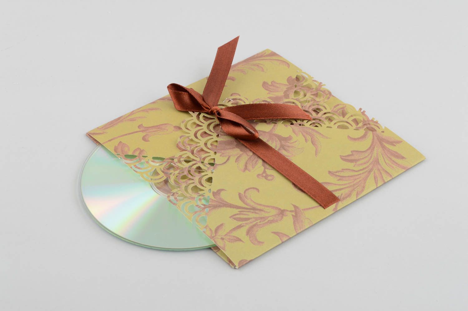 Handmade CD Papierhülle mit Atlas kreatives Geschenk Design Verpackung  foto 2