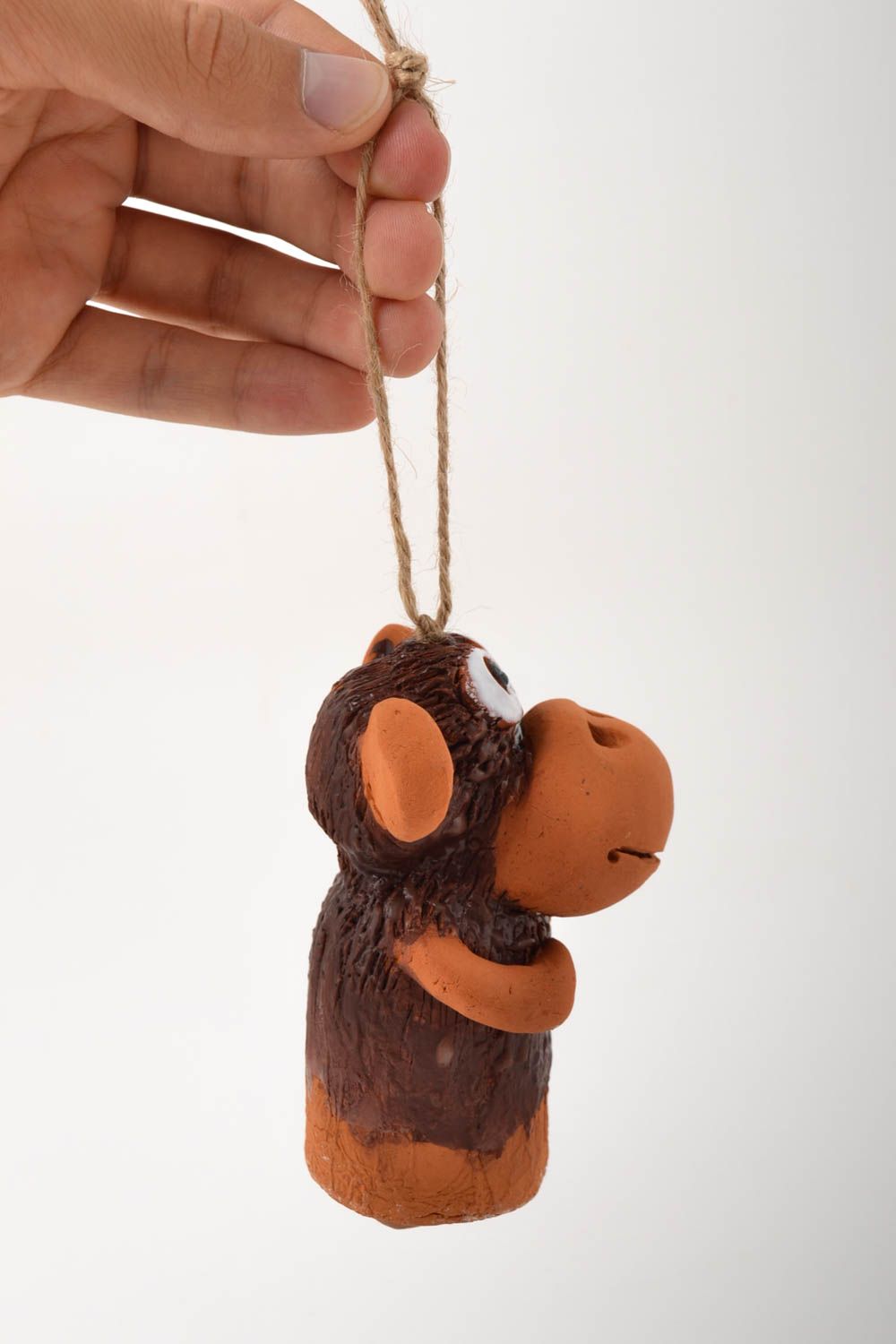 Campanello d'autore in ceramica fatto a mano a forma di scimmia piccola
 foto 4