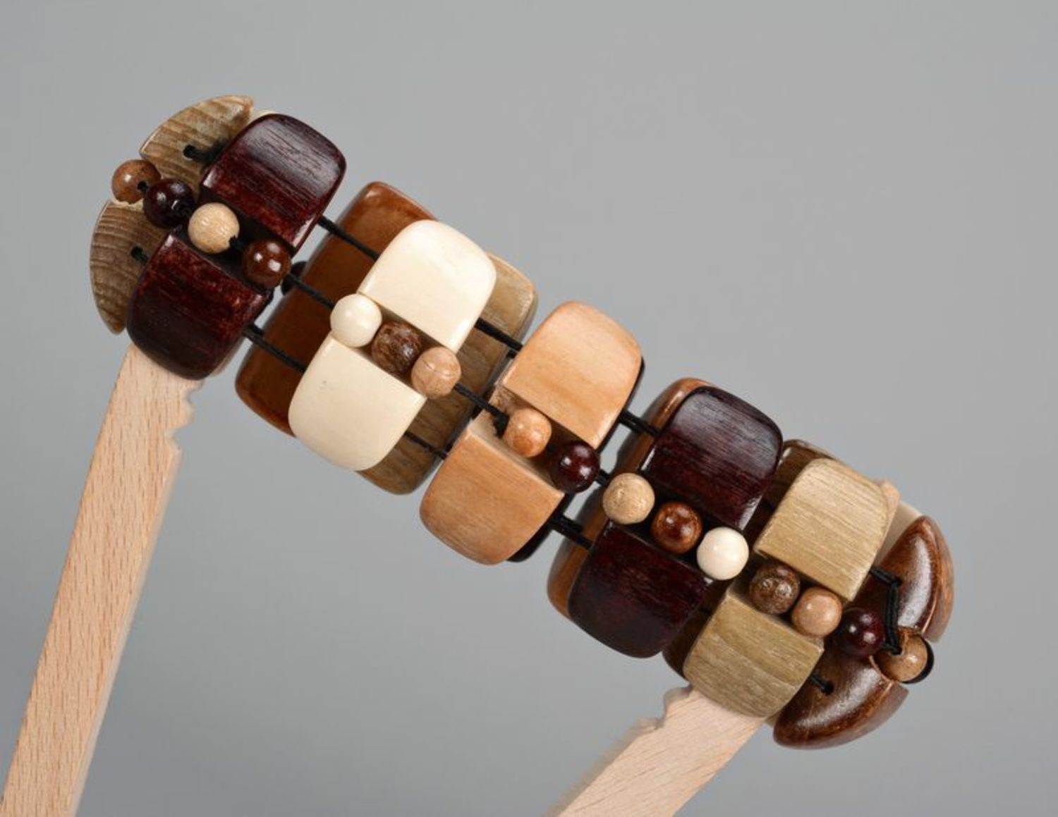 Wooden bracelet on elastic band photo 2