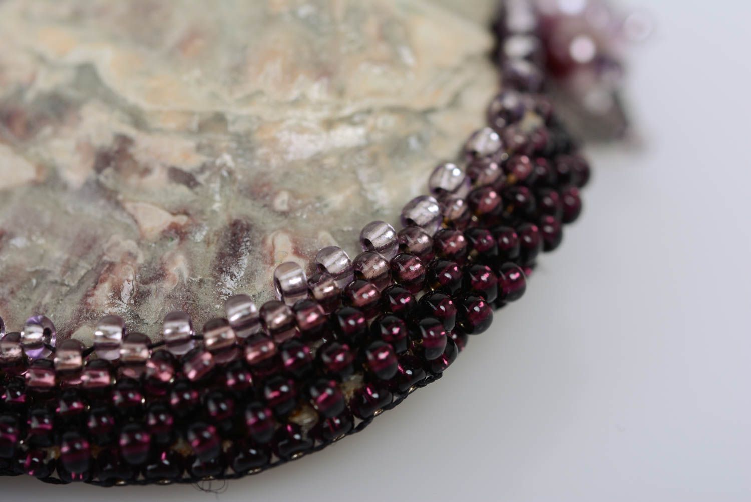Handmade designer beaded pendant with natural seashell in violet color palette photo 3