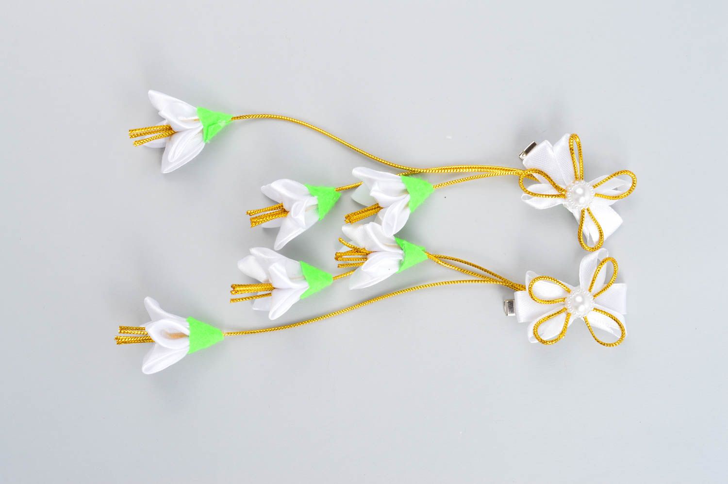 Haarspangen Blumen handmade Mode Schmucke 2 Stück Accessoires für Haare in Weiß foto 1