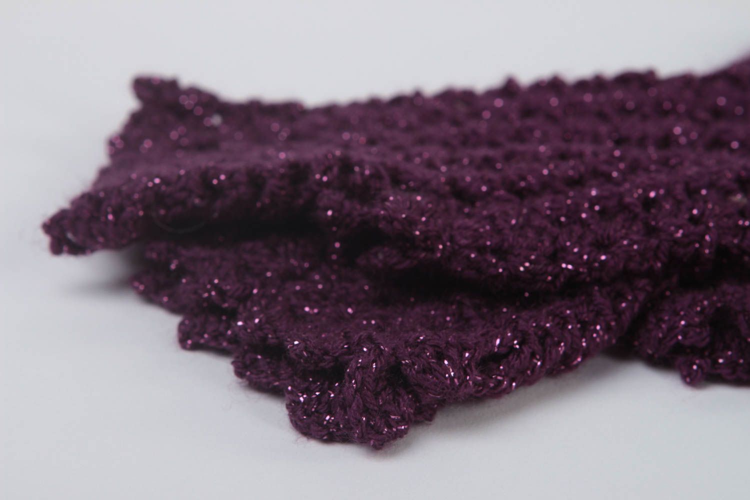 Вязаные митенки ручной работы митенки крючком вязаные аксессуары фиолетовые фото 3