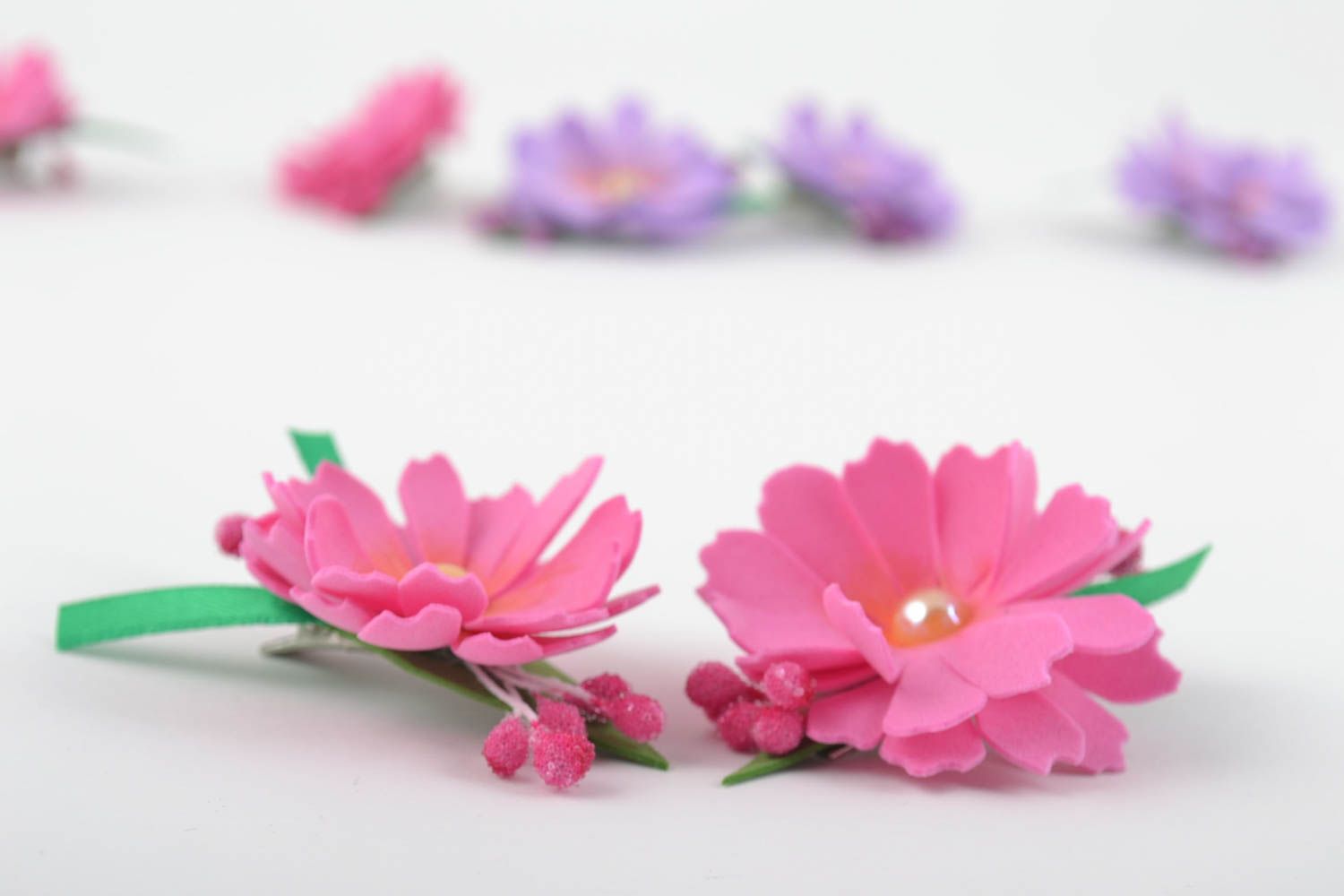 Set de barrettes à cheveux avec fleurs en foamiran 2 pièces faites main roses photo 1