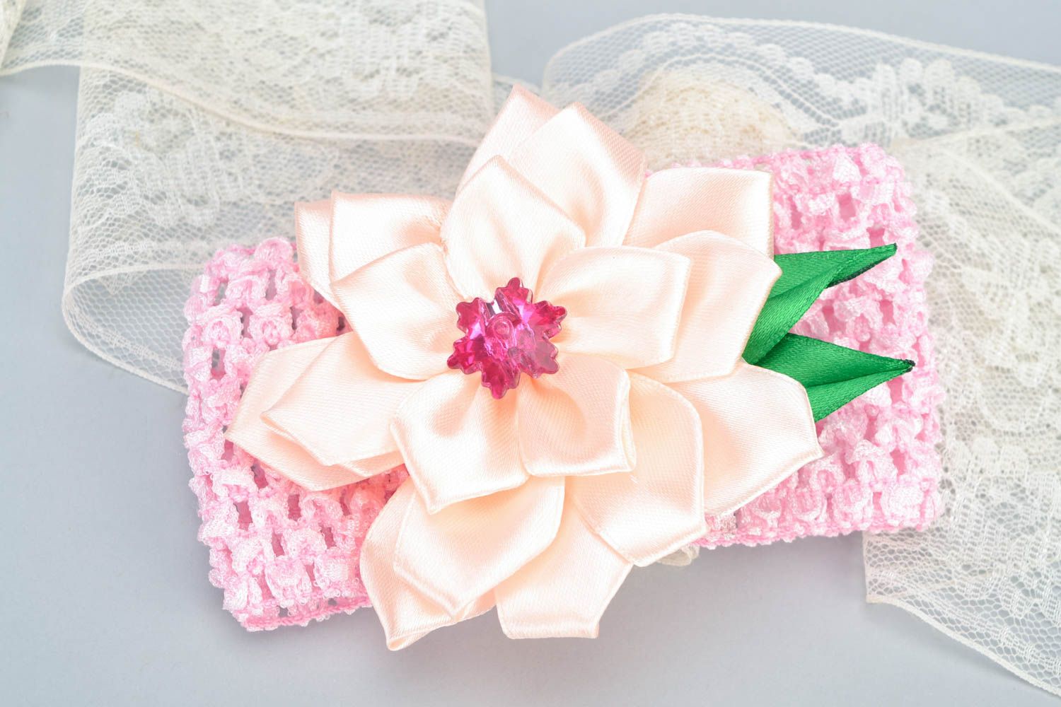 Handmade beautiful head band with satin flower kanzashi for baby girl pink accessory photo 1