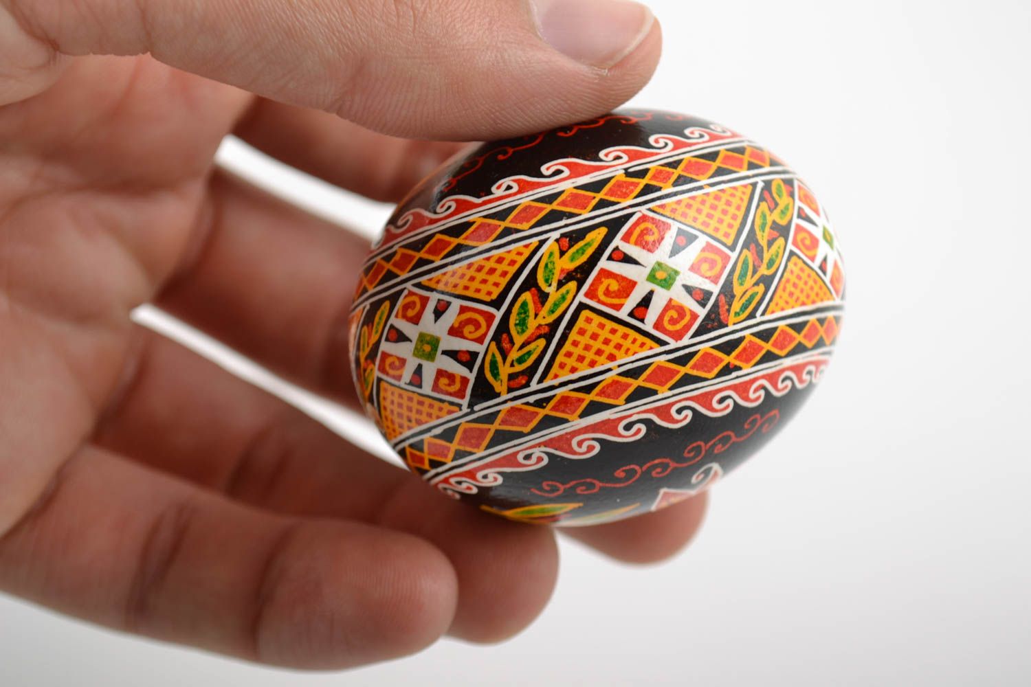 Oeuf de Pâques décoratif fait main original peint avec ornement souvenir photo 2