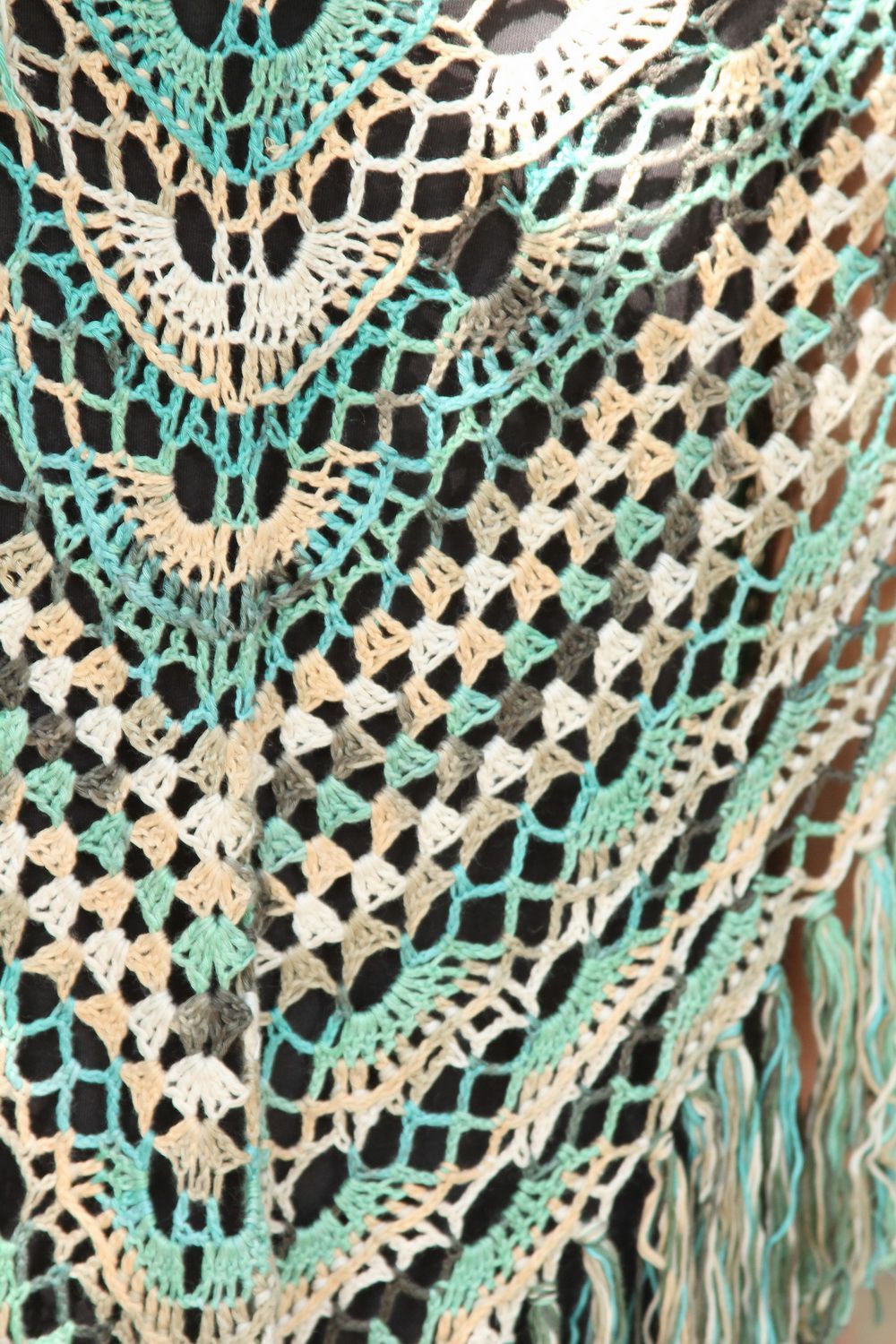 Green knitted shawl  photo 6