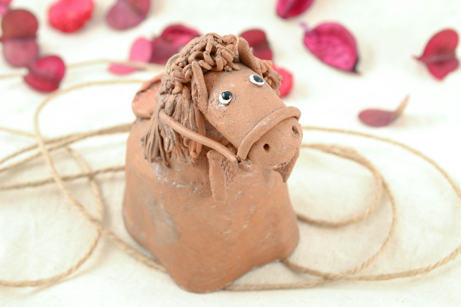 Campanello d'autore in ceramica fatto a mano a forma di cavallo divertente foto 2