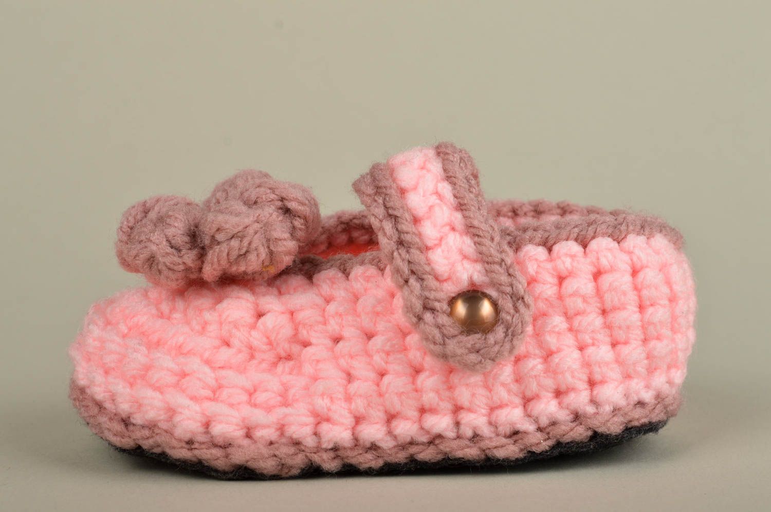 Chaussons de bébé au crochet faits main tricotés roses Vêtement bébé fille photo 3