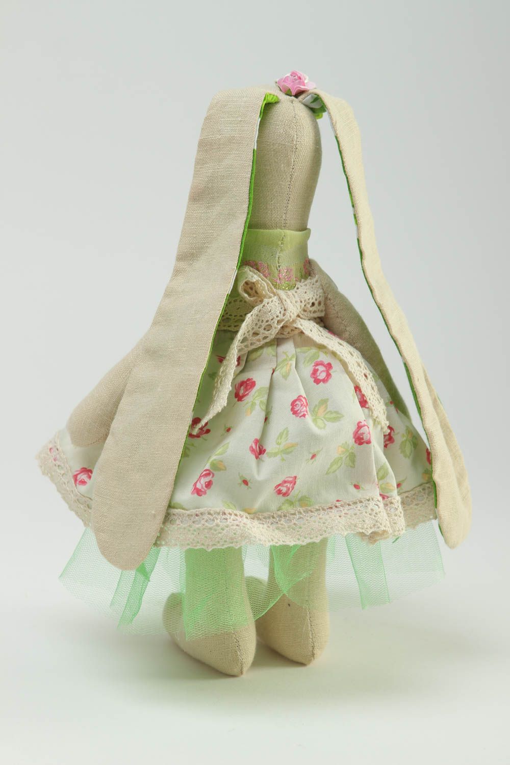 Peluche lapin en robe faite main Jouet en tissu de coton Cadeau original photo 4