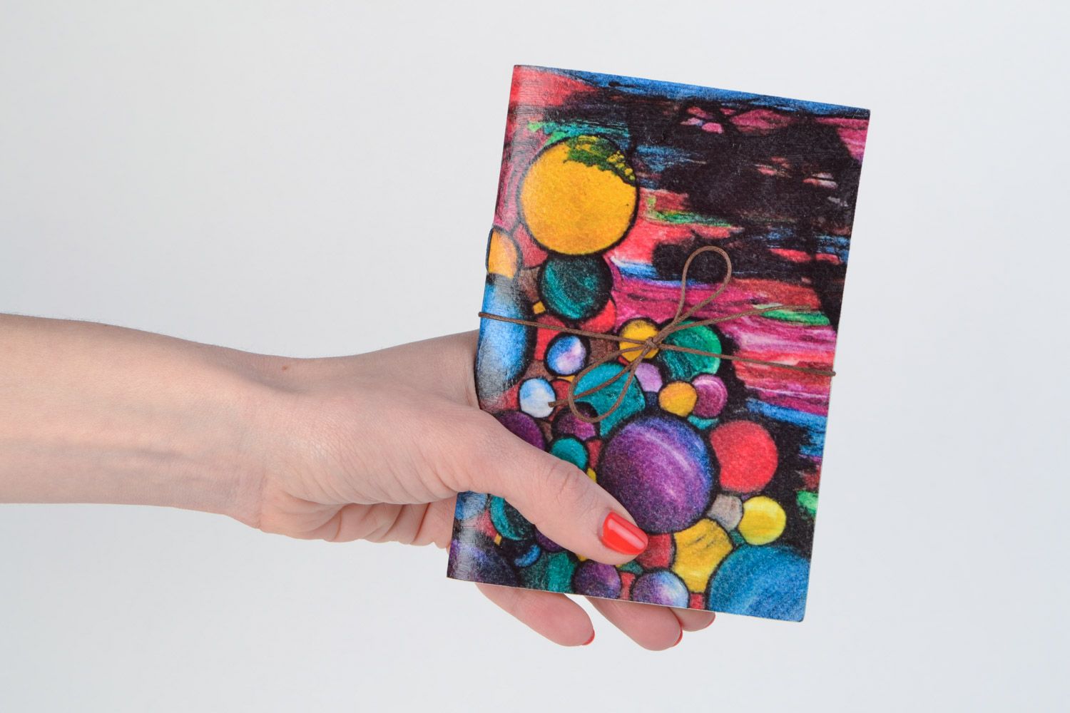 Скетчбук с обложкой из акварельного картона ручной работы на 48 листков Шары фото 2
