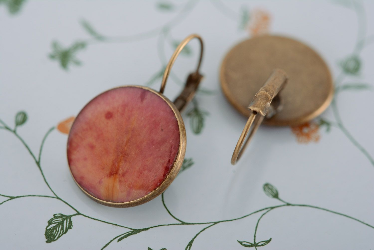 Handmade tender round dangle earrings with rose petals coated with epoxy resin  photo 4