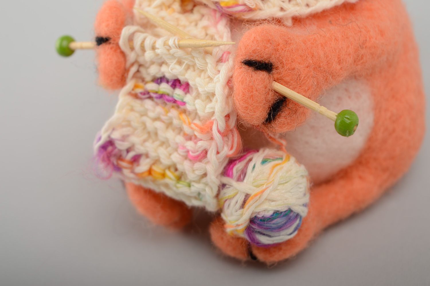 Peluche en laine feutrée chat faite main  photo 4