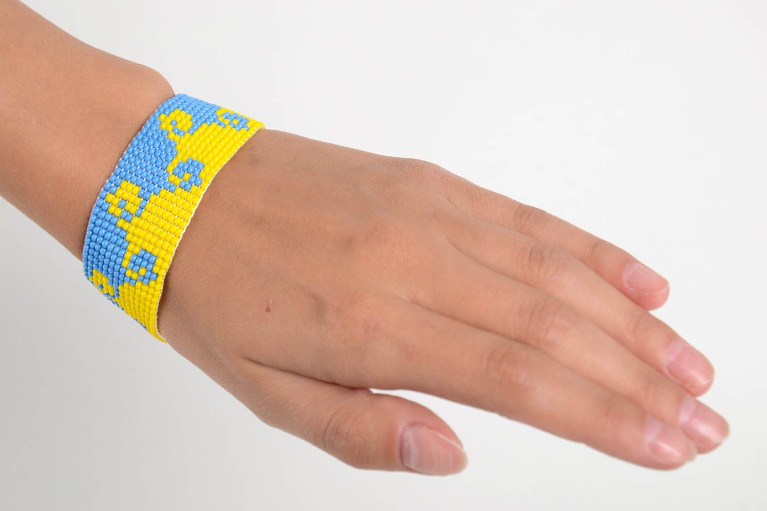 Handgefertigt Glasperlen Armband exklusiver Schmuck Frauen Accessoire gelb blau foto 2