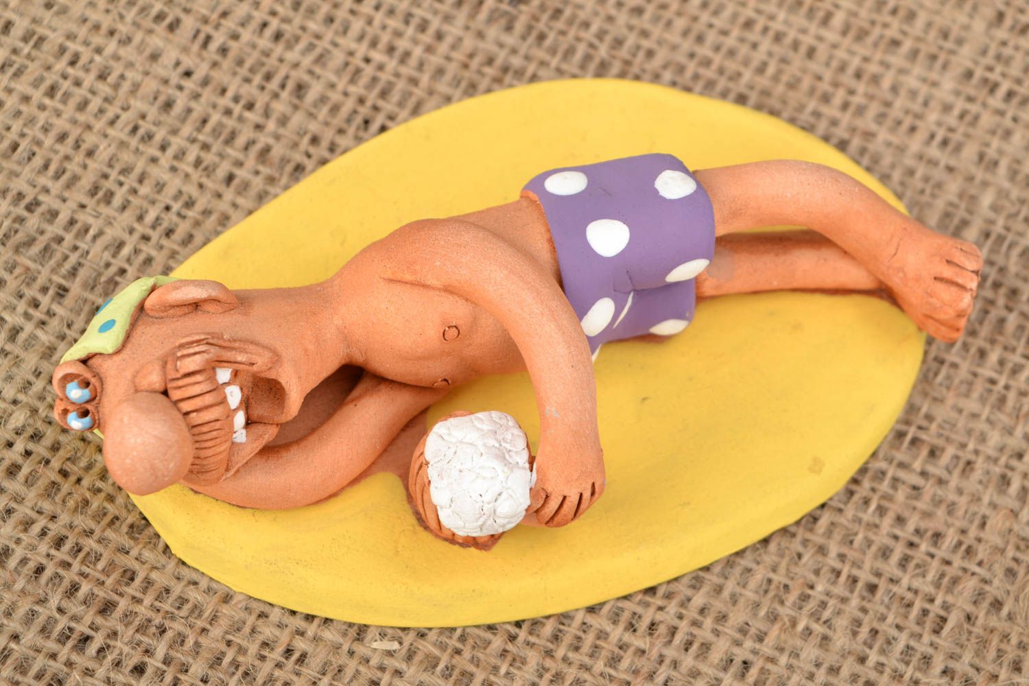 Ceramic figurine On the Beach photo 1