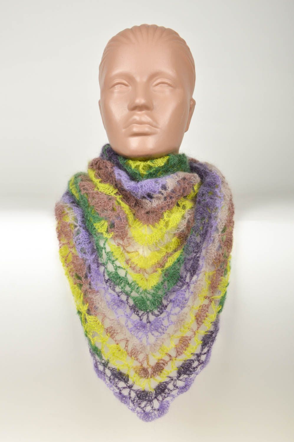 Châle laine fait main Accessoire tricot au crochet design original Cadeau femme photo 2