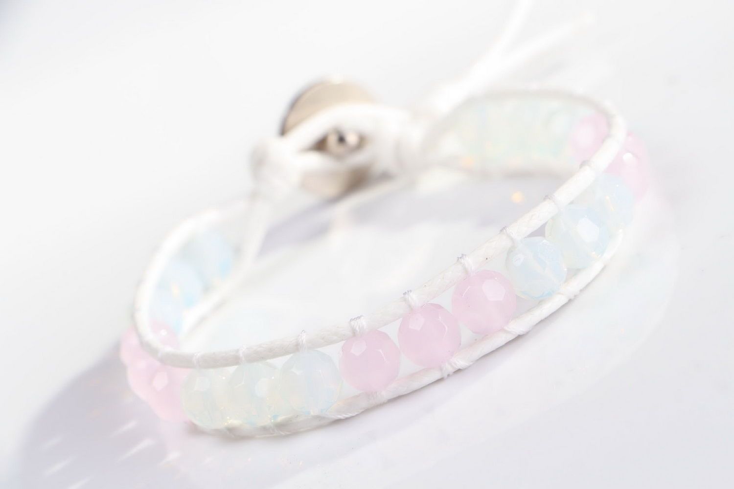 Bracelet made of pink quartz photo 3