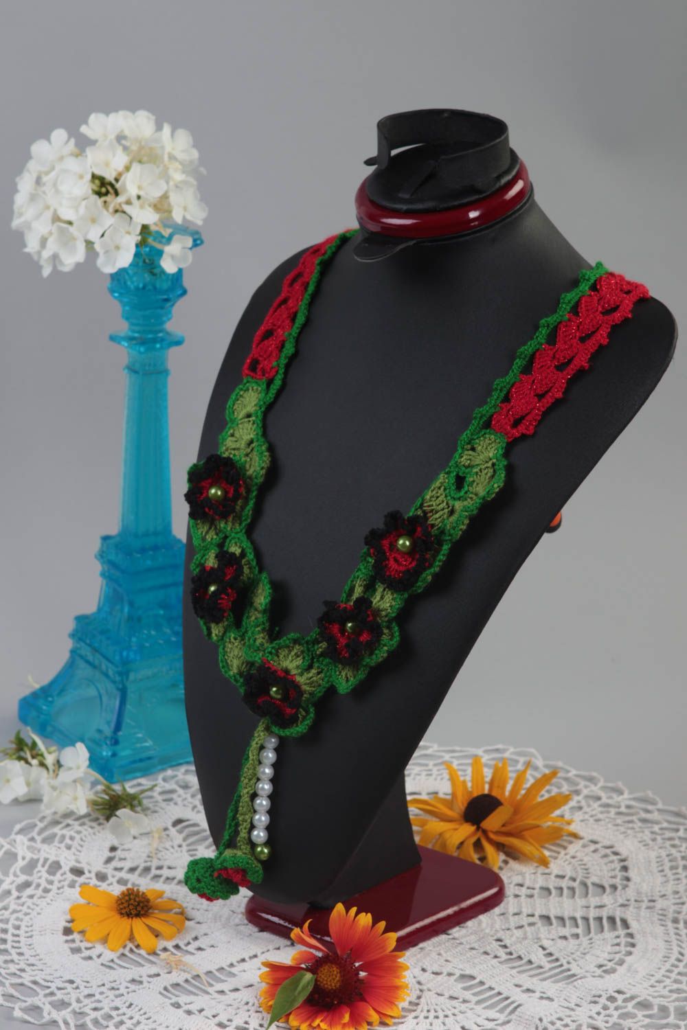 Collier textile Bijou fait main tricoté au crochet avec fleurs Accessoire femme photo 1