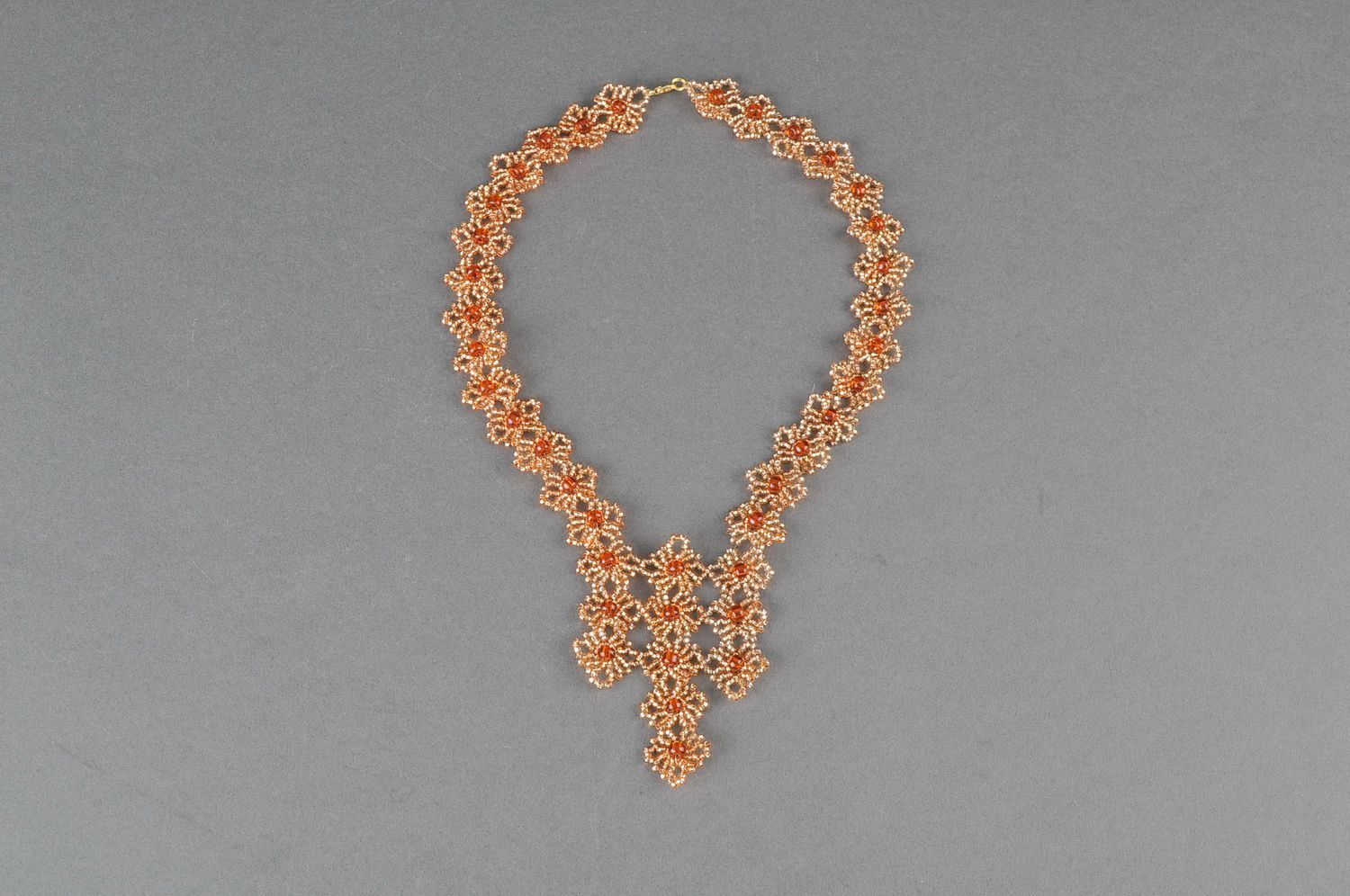 Collier en perles de rocaille italiennes et verre tchèque Fleurs dorées photo 2