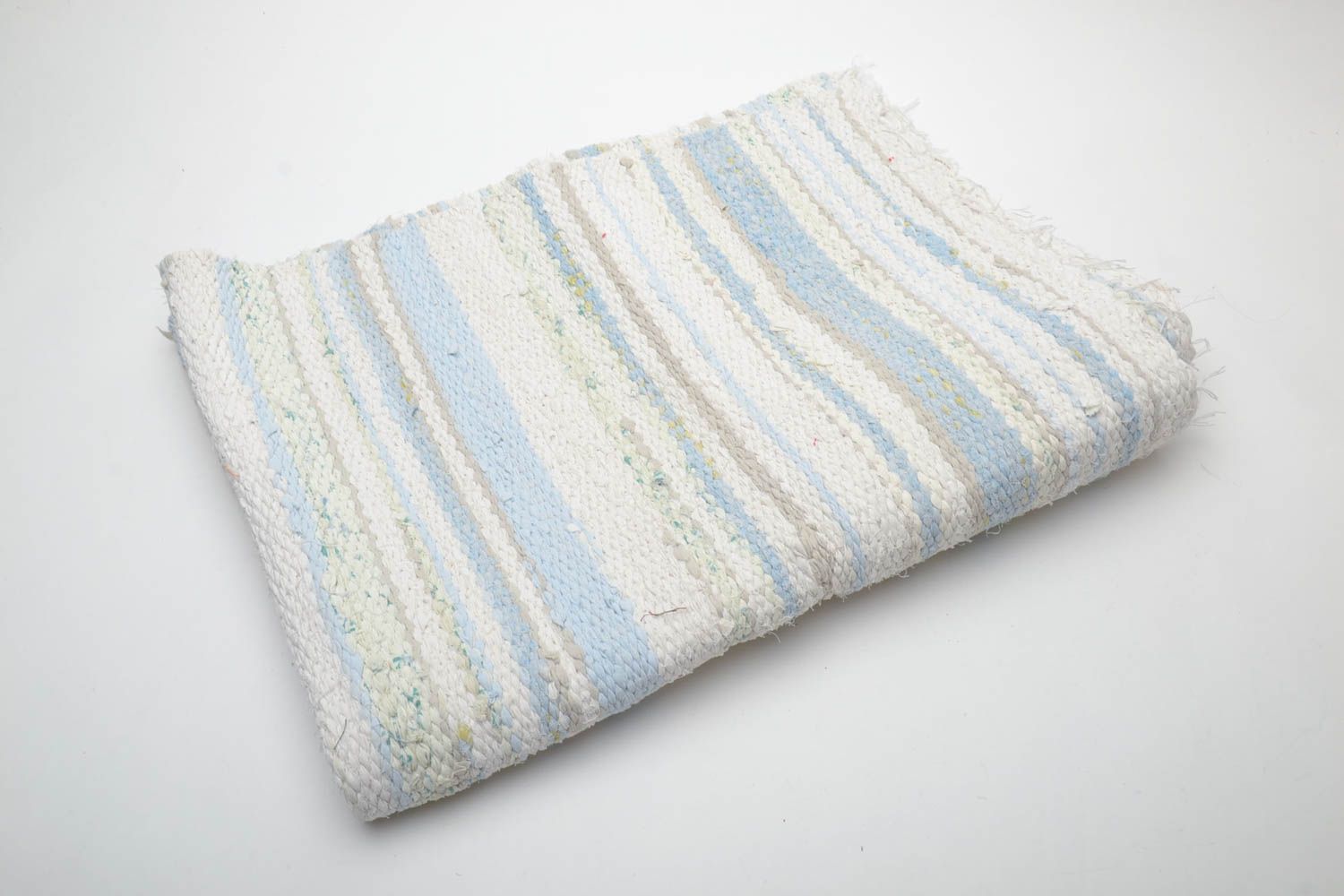 Hand woven rug made of natural materials photo 4