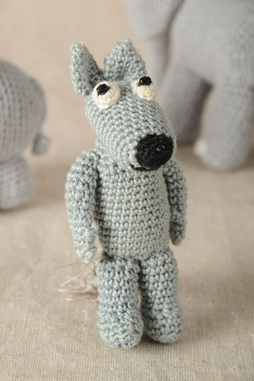 Jouet loup fait main Peluche tricotée au crochet en coton Cadeau pour enfant photo 1