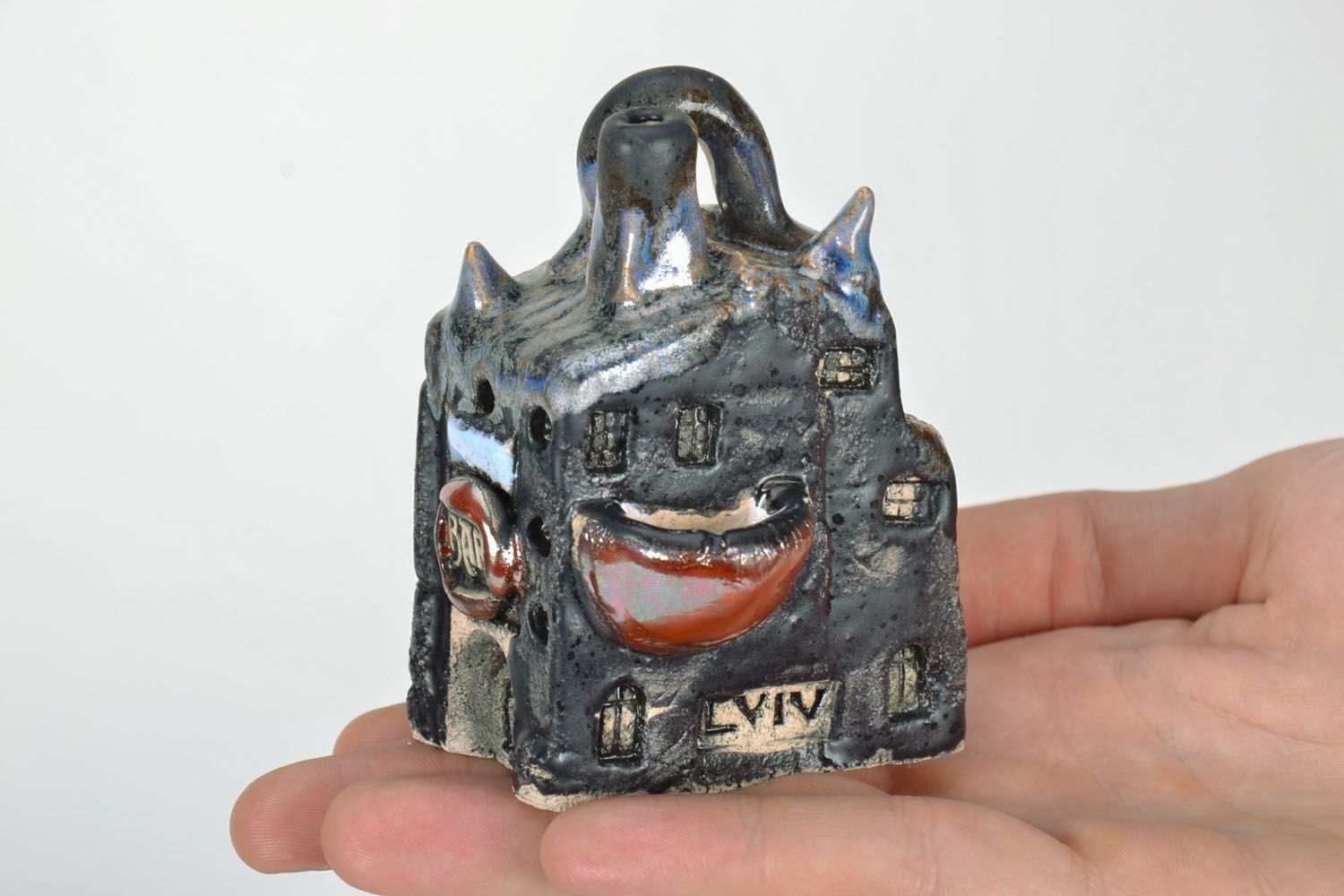 Clay figurine painted with enamel photo 2